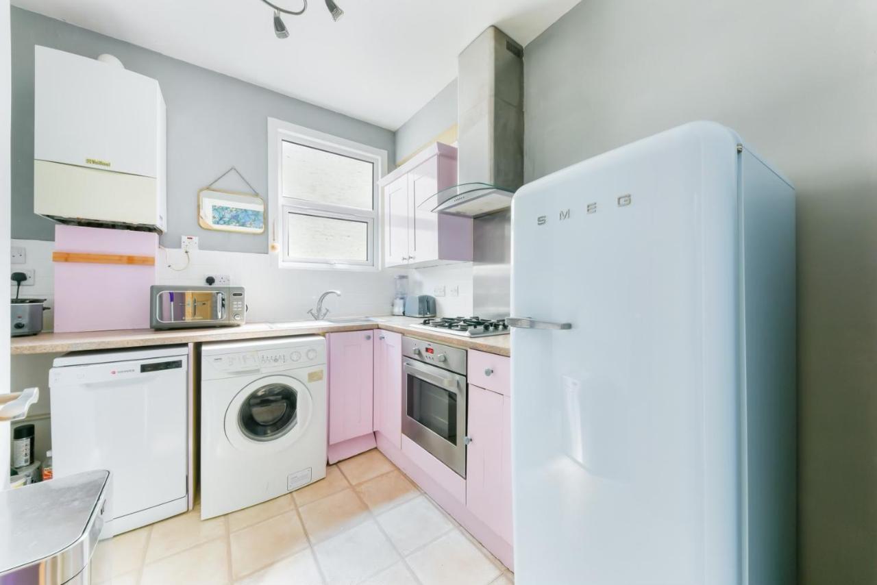 لندن Cozy 1-Bed Apartment In Brixton المظهر الخارجي الصورة